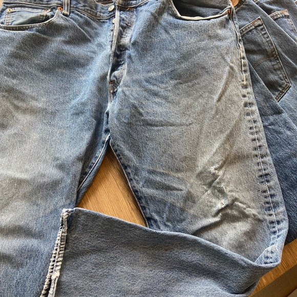 Vintage Levi’s 501 button fly jeans- price per 1 pair - Picture 13 of 15